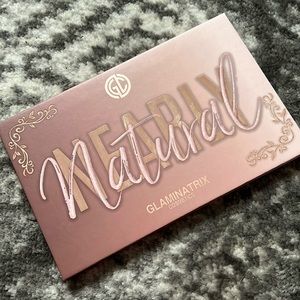 Glaminatrix Cosmetics Nearly Natural palette